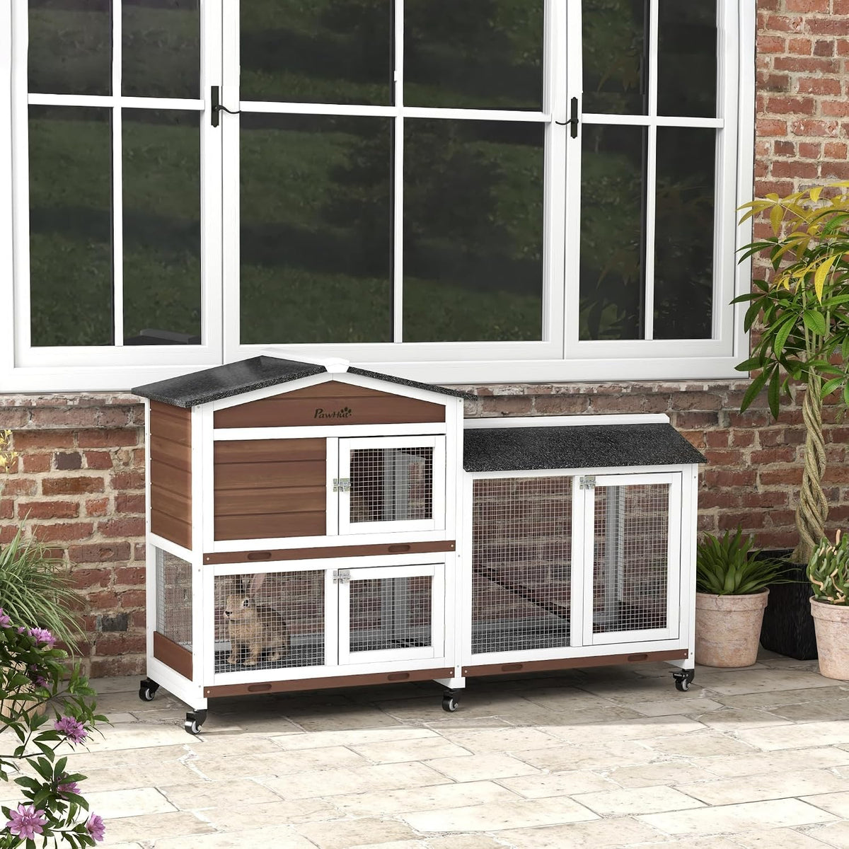 Rabbit hutch with mesh run side view